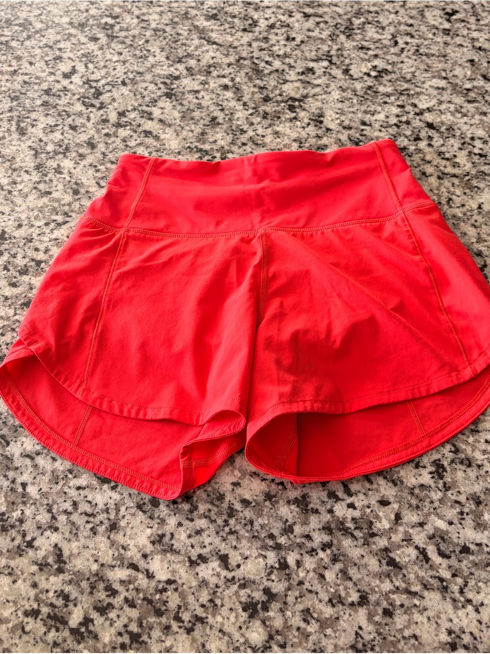 NWOT Lululemon Women’s Size 2 Speed up Shorts - Red